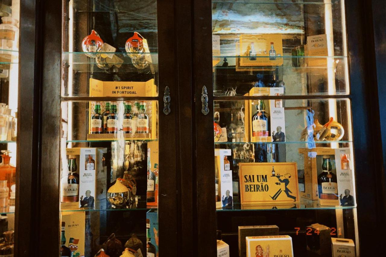 Pharmacia Guesthouse Coimbra Eksteriør bilde